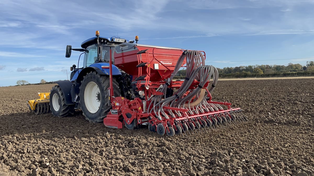 Kverneland e-drill maxi plus & s-series power harrow