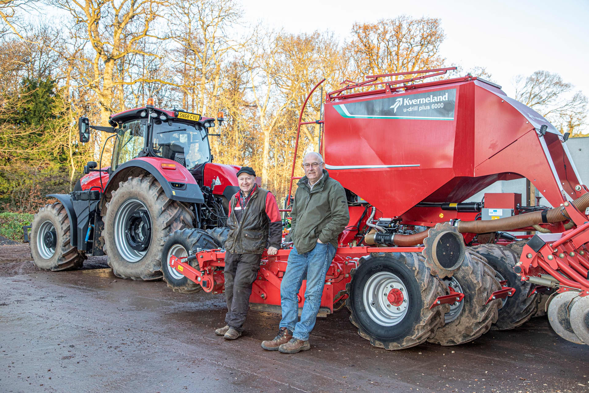 KVERNELAND U-DRILL IMPRESSIONNE PAR SON IMPLANTATION