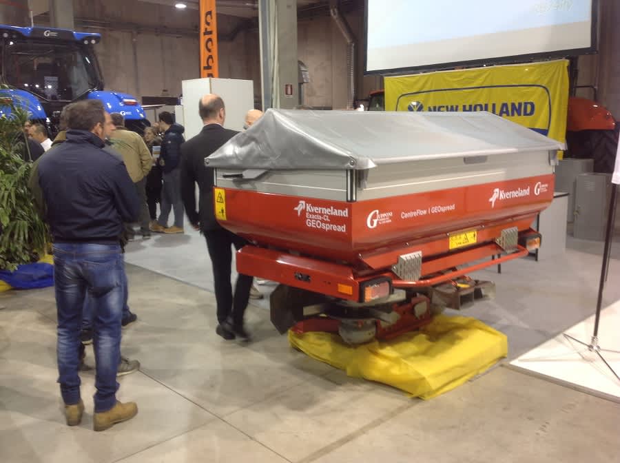 Il nuovo Kverneland CL GEOSPREAD stupisce tutti alla Fiera di Vercelli