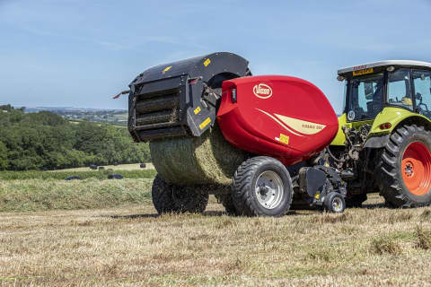 Fixed Chamber round balers