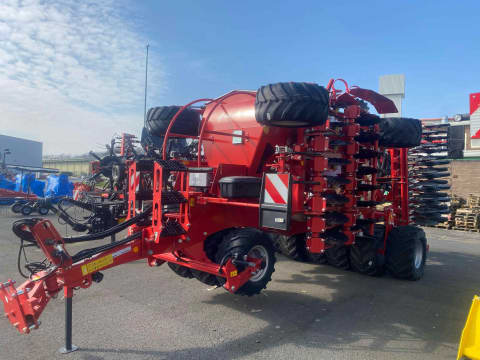 Kverneland u-drill plus 4m folding