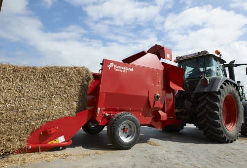 Easy Loading of Bales