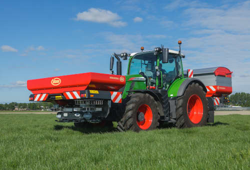 Front disc spreader