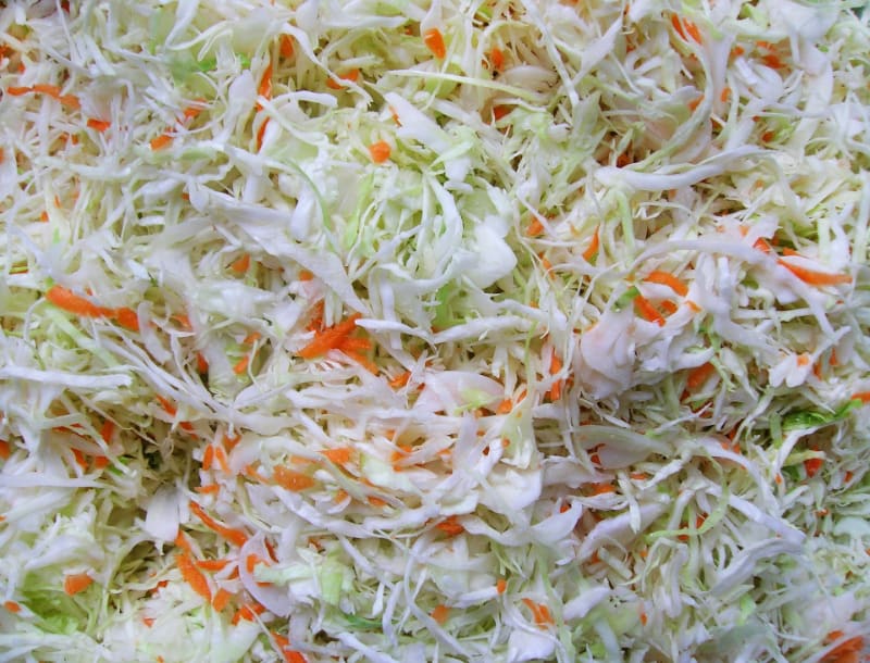 9 Ways to Use Sauerkraut Juice/Brine: The Benefits of Fresh Sauerkraut Juice