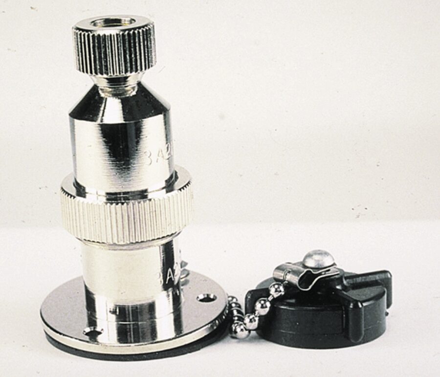 Plug And Socket 3a 3-pins