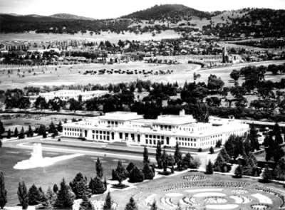 Aerial view of the building and surrounding gardens in the 1940s.