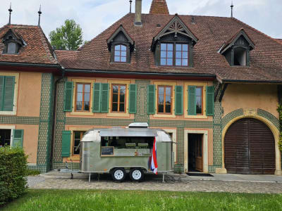 Food truck listing image