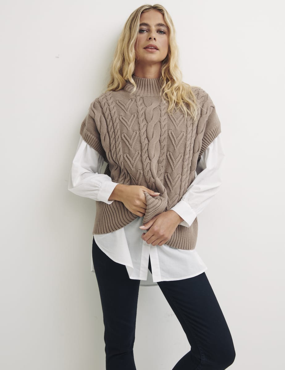 Brown Oversized Cable Heart Tabard