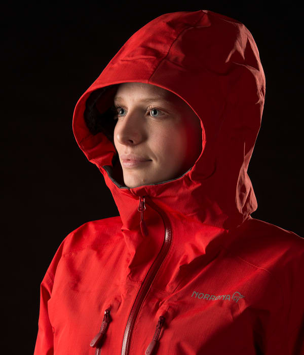 Product image of trollveggen Gore-Tex Light Pro Jacket (W)
