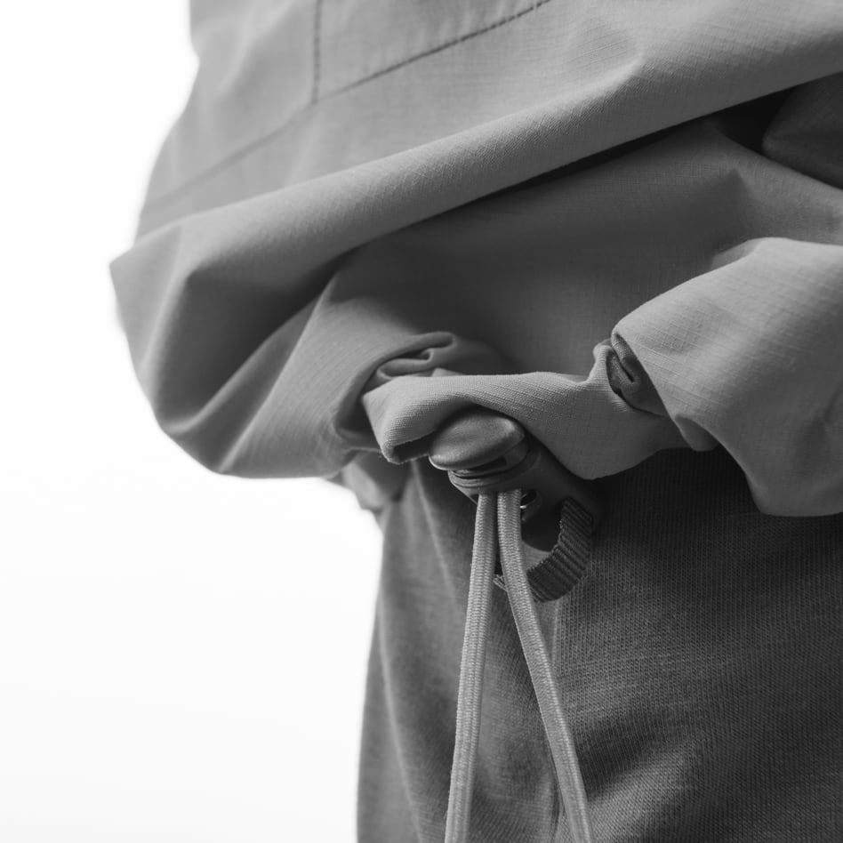 Détails techniques Adjustable bottom hem