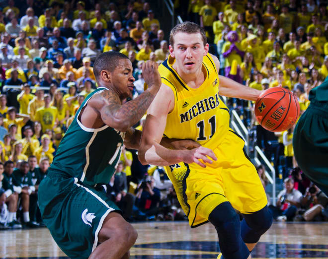 Michigan Wolverines guard Nik Stauskas