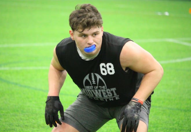 Rivals.com three-star linebacker Tristan Cox