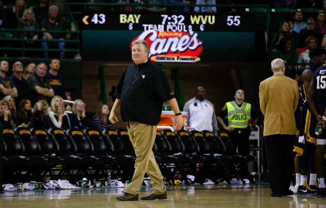 Interviews with Coach Huggins, players after win over Iowa State