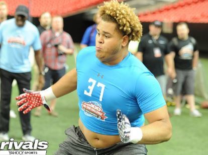 jedrick wills armour under play american game rivals invitation