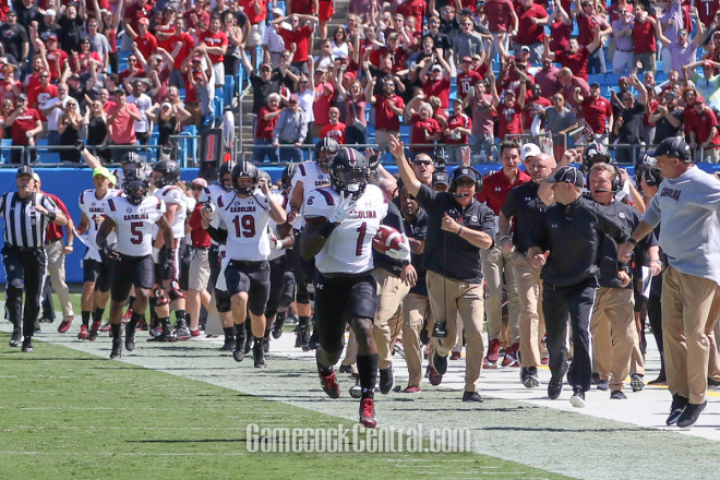 Gamecocks hold off NC State for first win of 2017