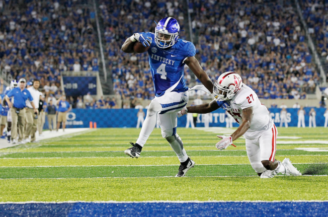 Mikel Horton started with the first string during the Blue-White Spring Game