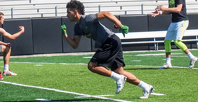 Derby (KS) WR Kenyon Tabor is ready to compete at the Rivals Camp Series Regional in Kansas City.
