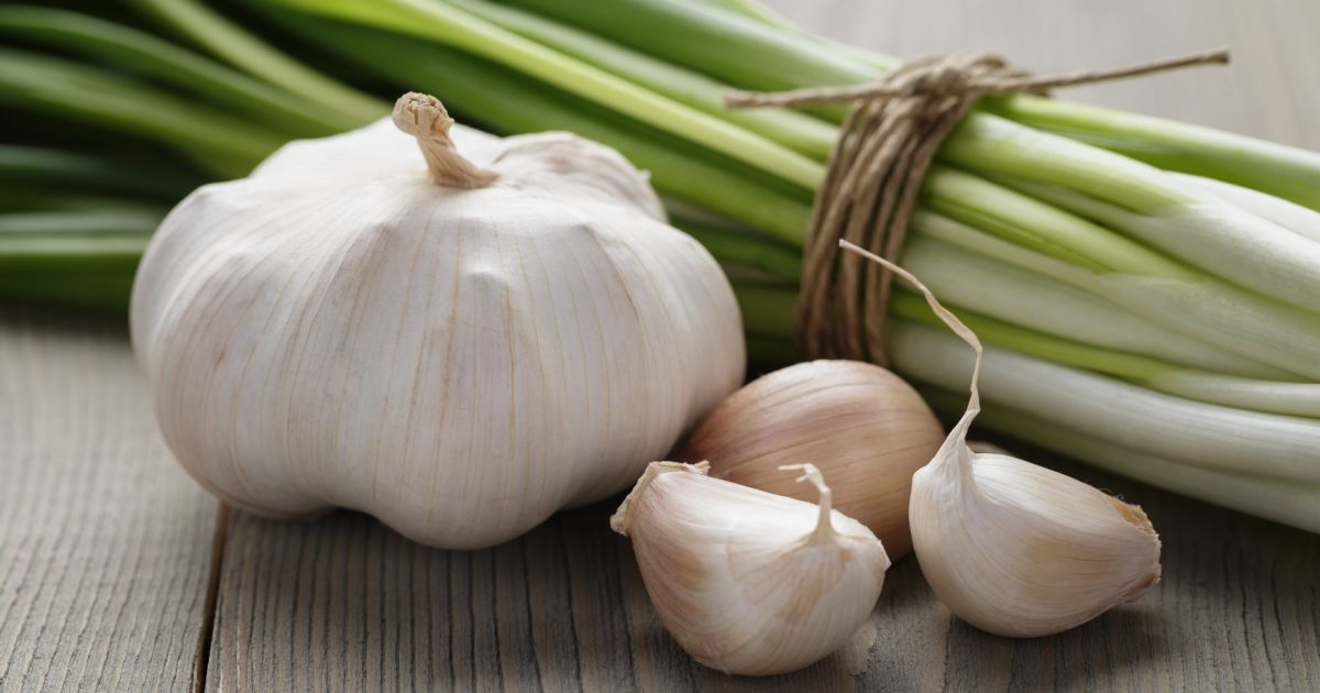 How to enjoy the health benefits of garlic - Sharecare