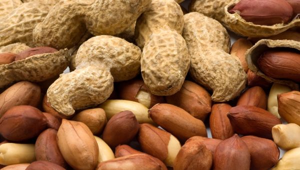 7 Foods For Healthy Eyes Eye And Vision Sharecare In fact, she suggests that it's a good idea to incorporate a variety of nuts into your diet in general, because each type supplies a different mix of. foods for healthy eyes eye and vision