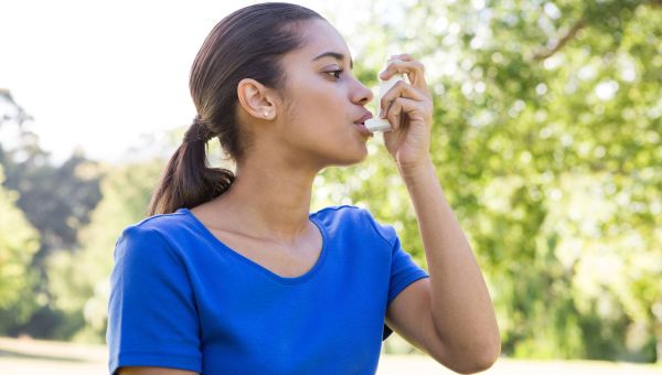 woman, inhaler, asthma 