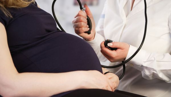 pregnant woman, doctor, stethoscope, mother to be