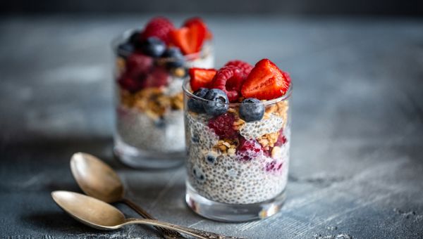 yogurt with chia seeds