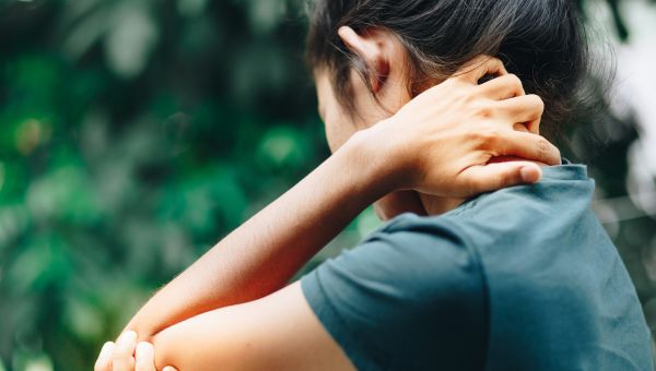 woman with elbow pain