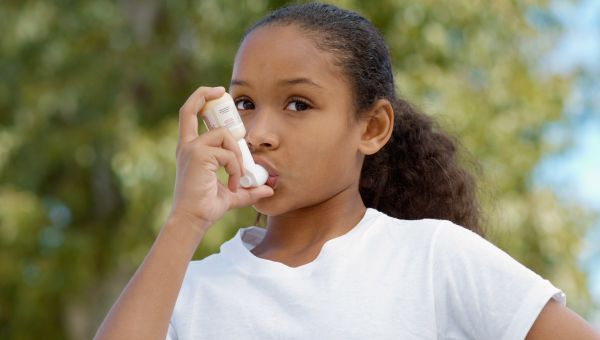 inhaler, kid with inhaler, asthma