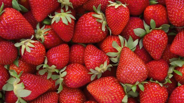 bunch of strawberries