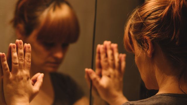 woman, mirror, abuse