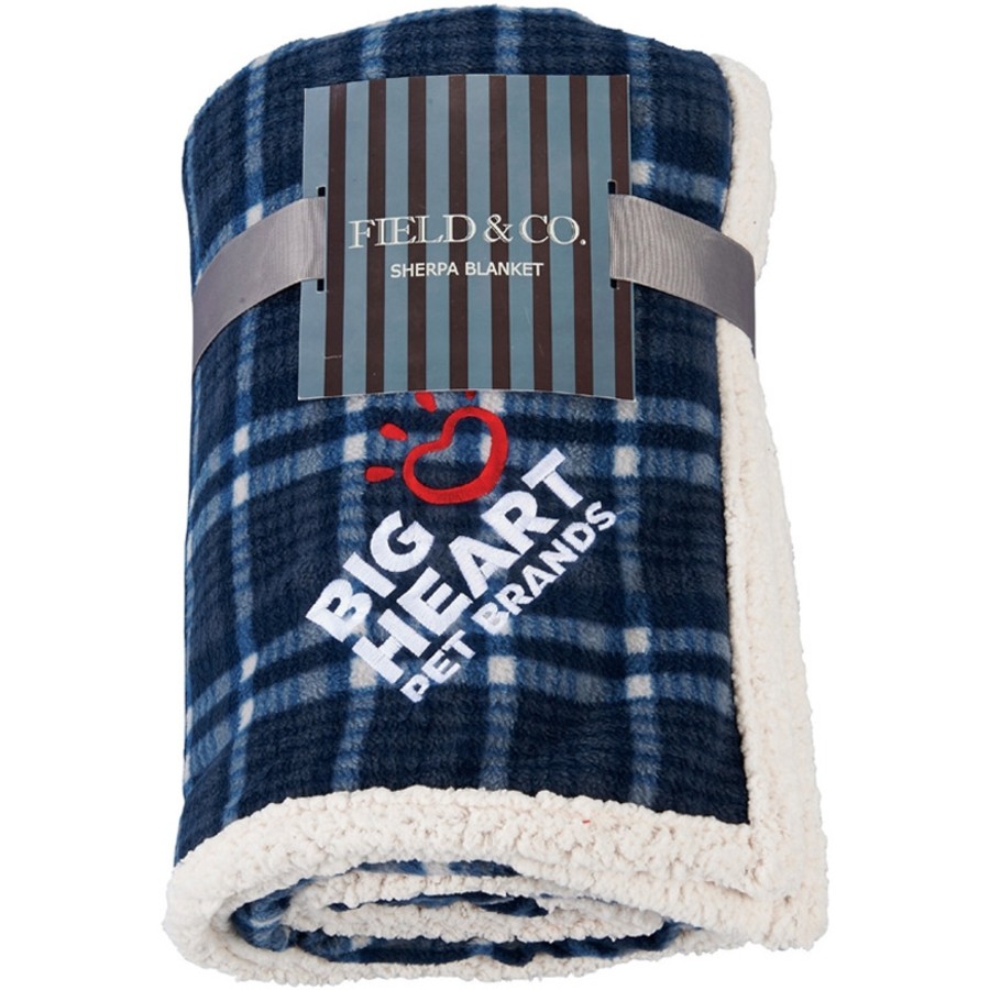 Field and Co. Plaid Sherpa Blanket