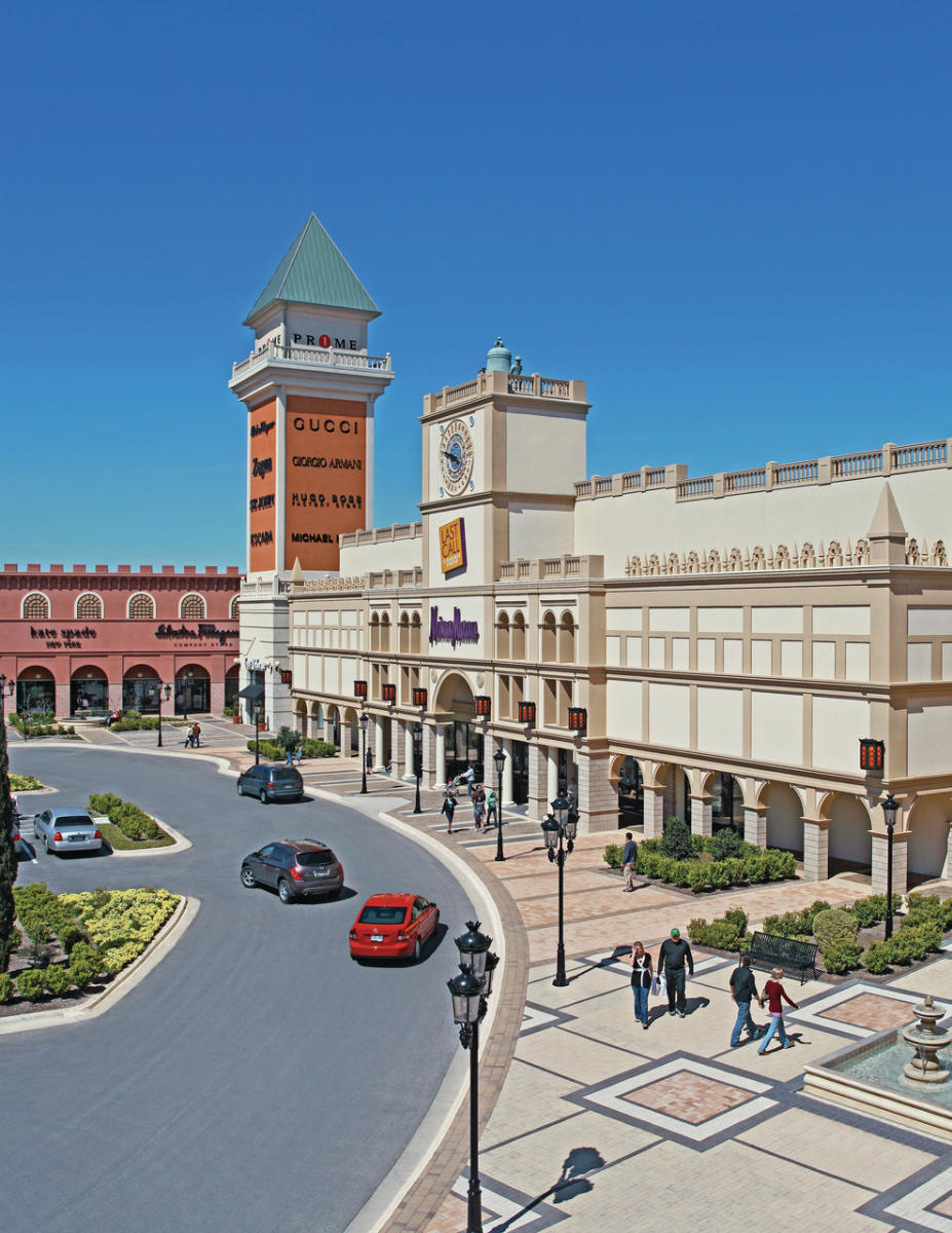 San Marcos Premium Outlets