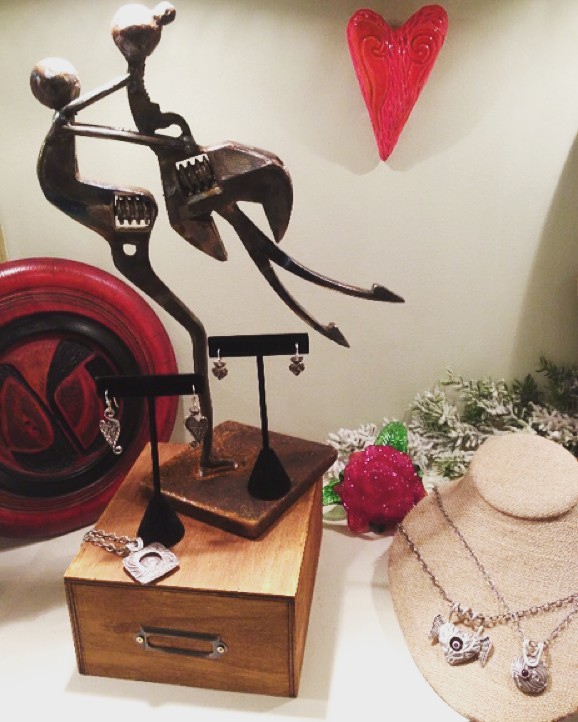 Copper Moon Gallery heart art