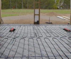 Aune Shop Build: Heated Floor Installation