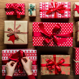 Community Gift Wrapping