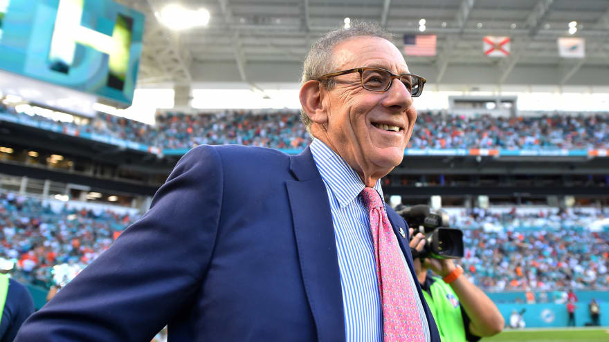 Dolphins Owner Nfl Owners Should Be Able To Finance Their Own